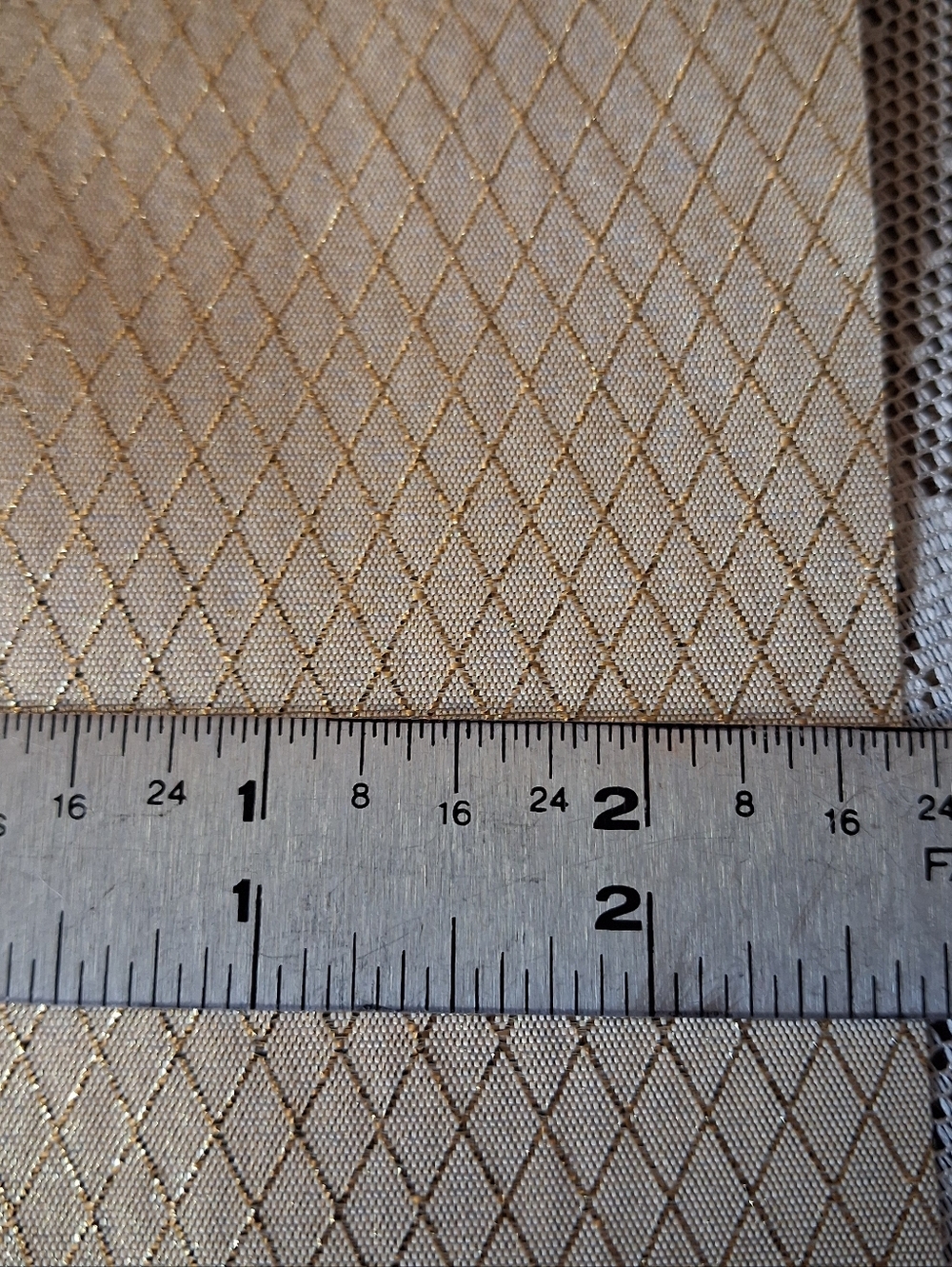 Metallic Diamond Pattern Ribbon